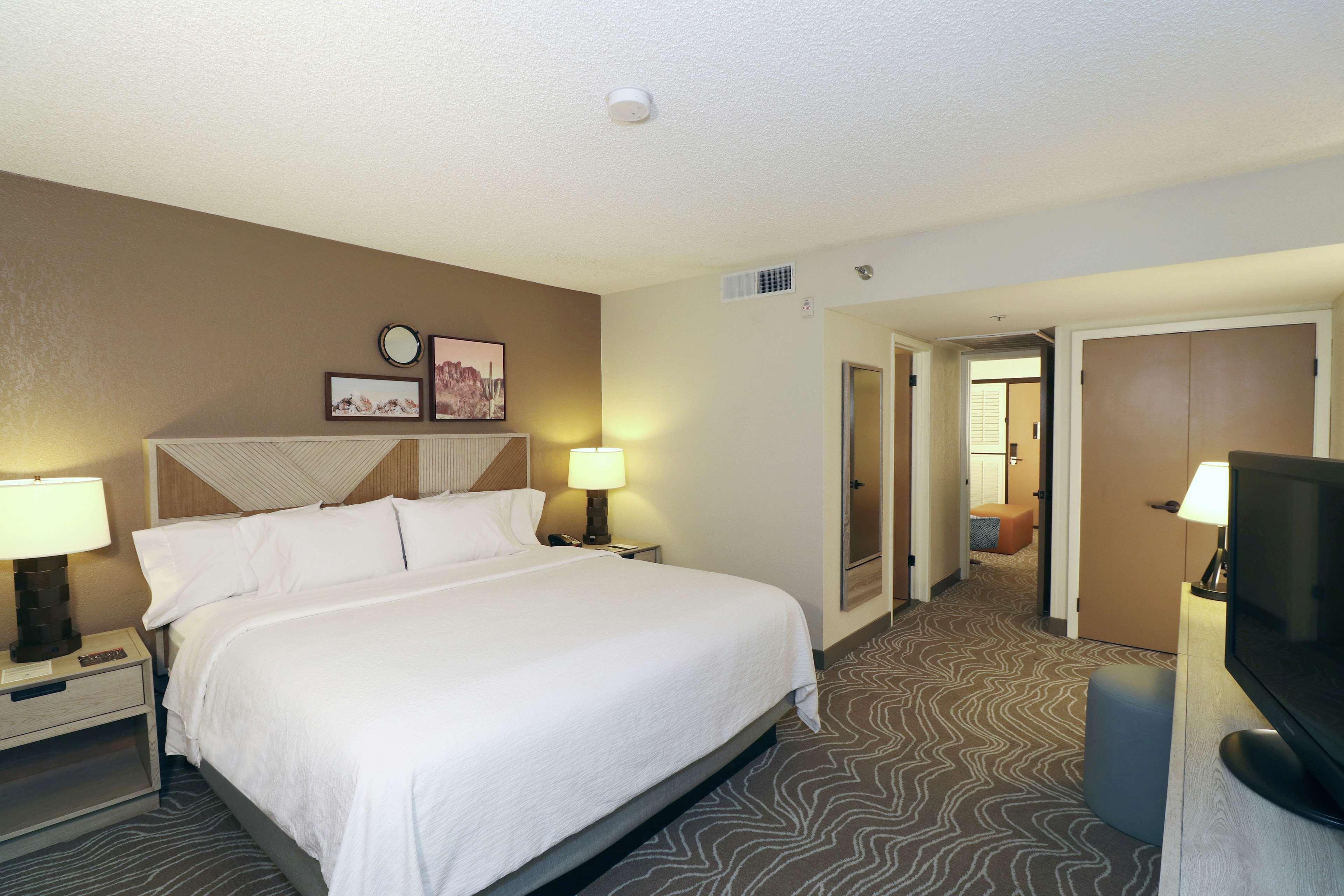 Embassy Suites By Hilton Phoenix Tempe Zewnętrze zdjęcie