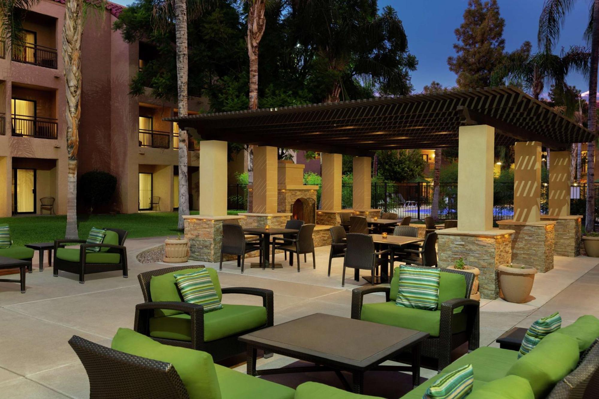 Embassy Suites By Hilton Phoenix Tempe Zewnętrze zdjęcie