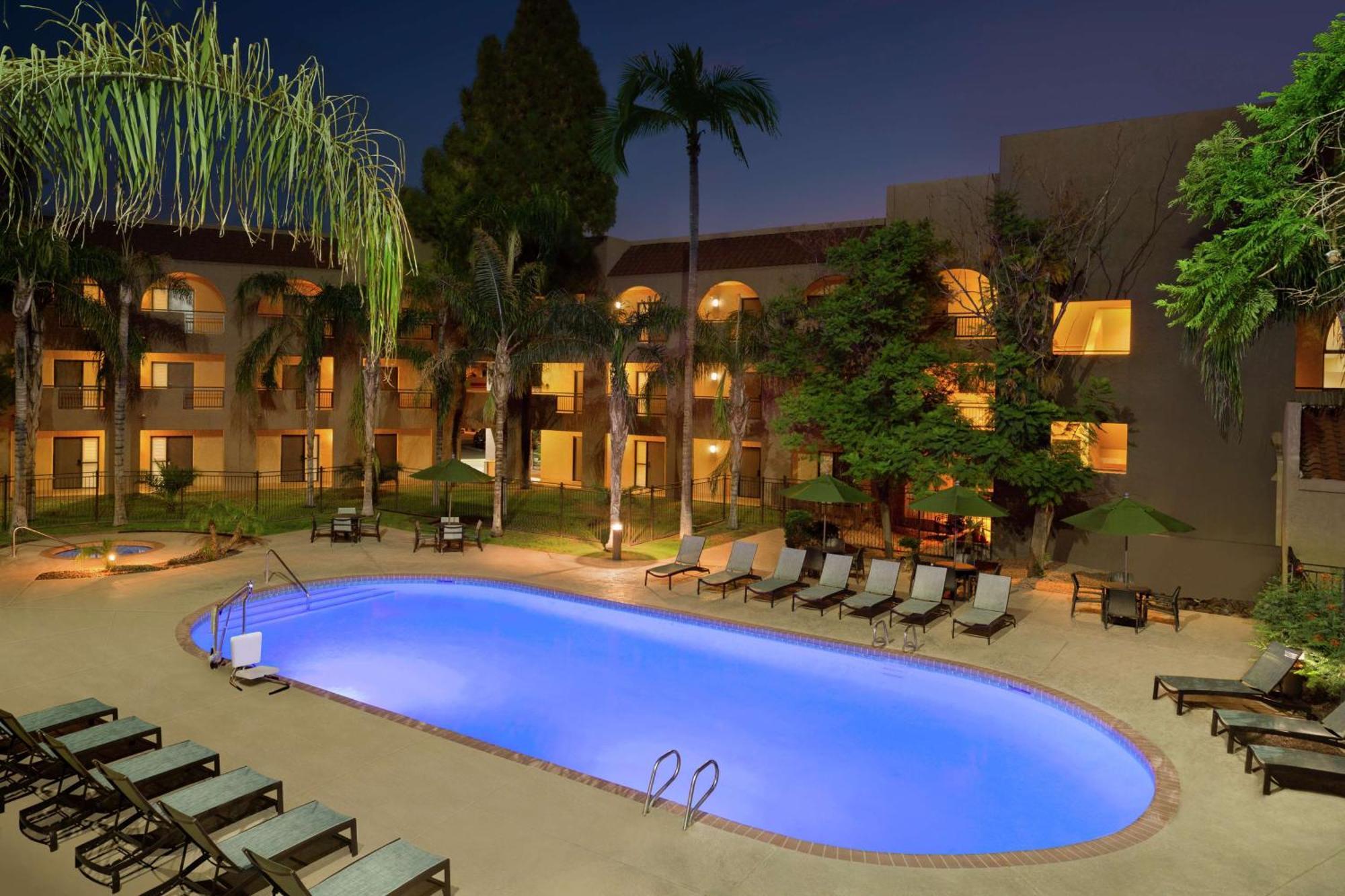 Embassy Suites By Hilton Phoenix Tempe Zewnętrze zdjęcie